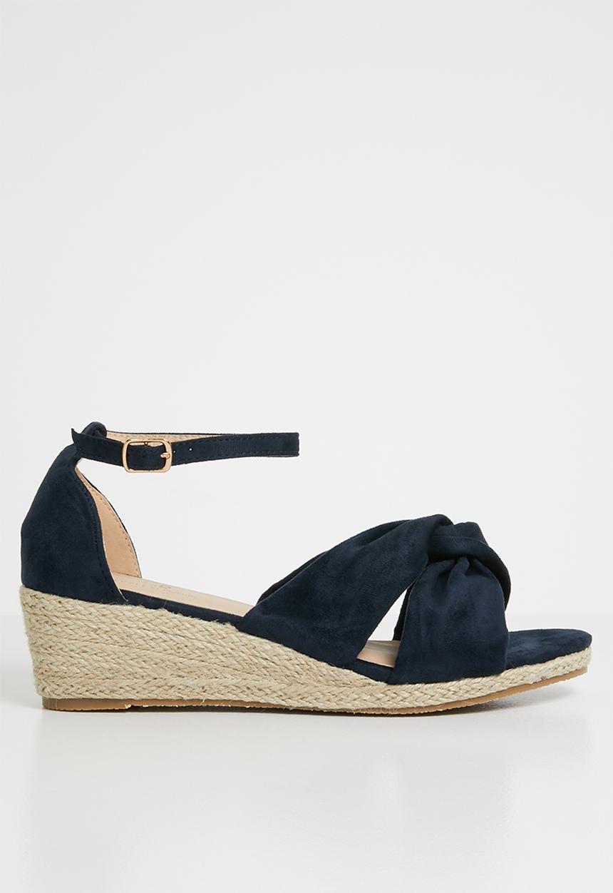 STYLE REPUBLIC - Knotted detail wedges - navy