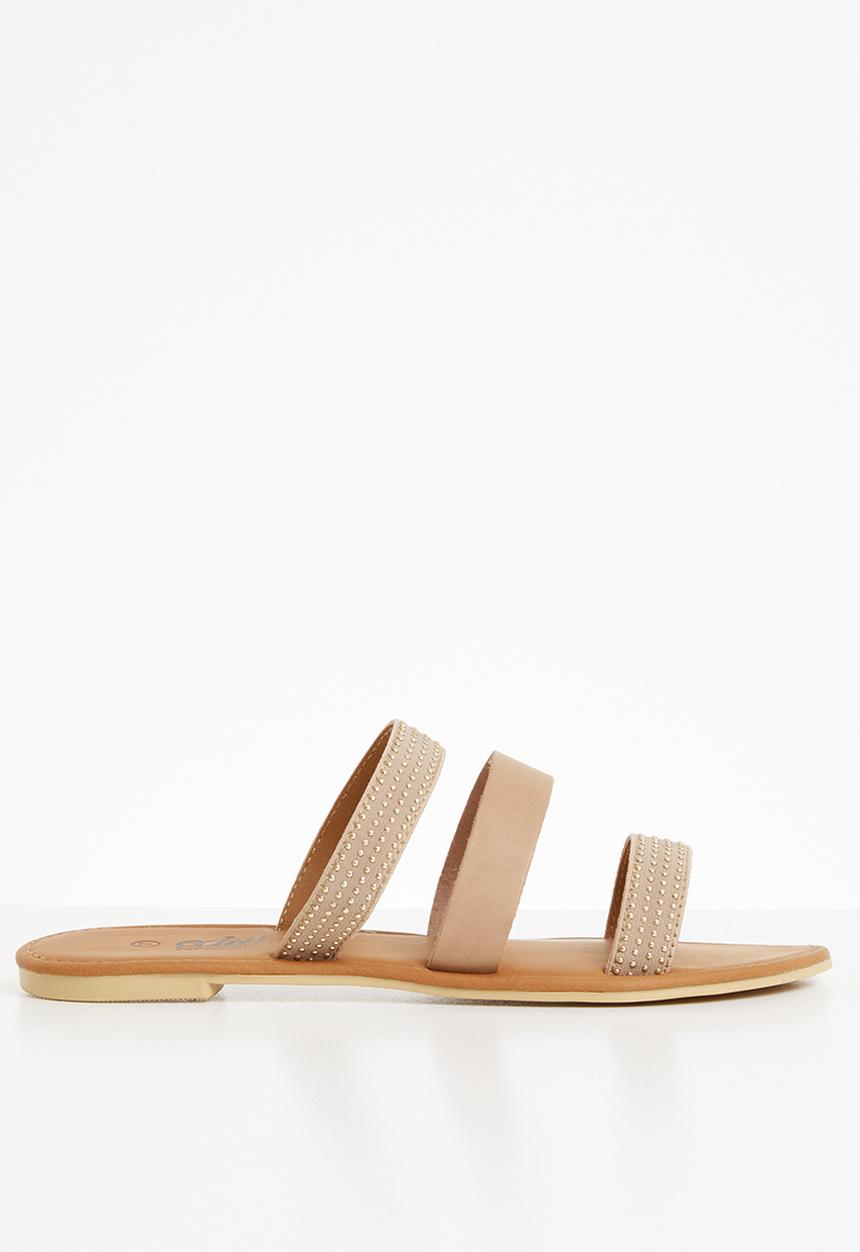 edit - Leather studded sandals - neutral