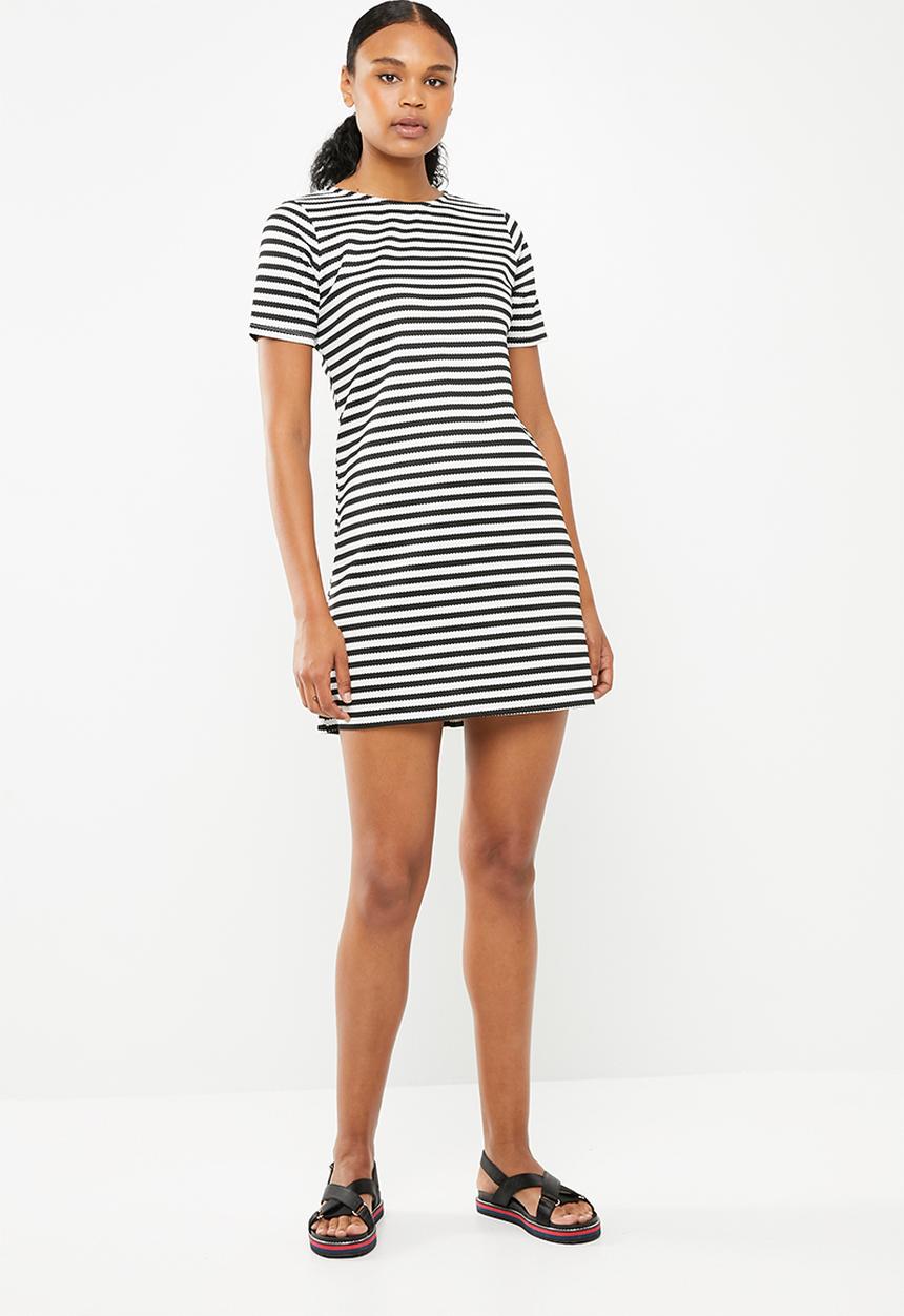 Superbalist - Stripe bodycon dress - black & white 