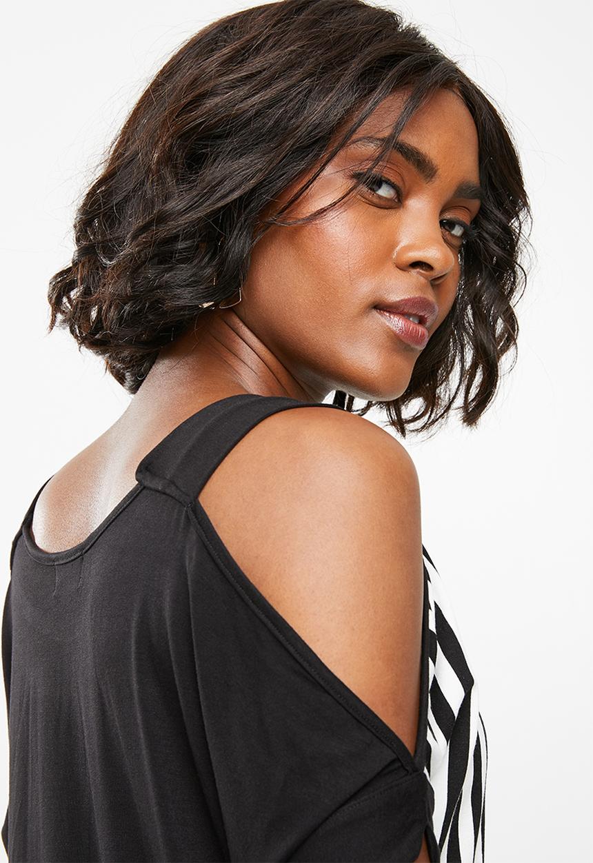 edit - Stripe cold shoulder top  - black & white