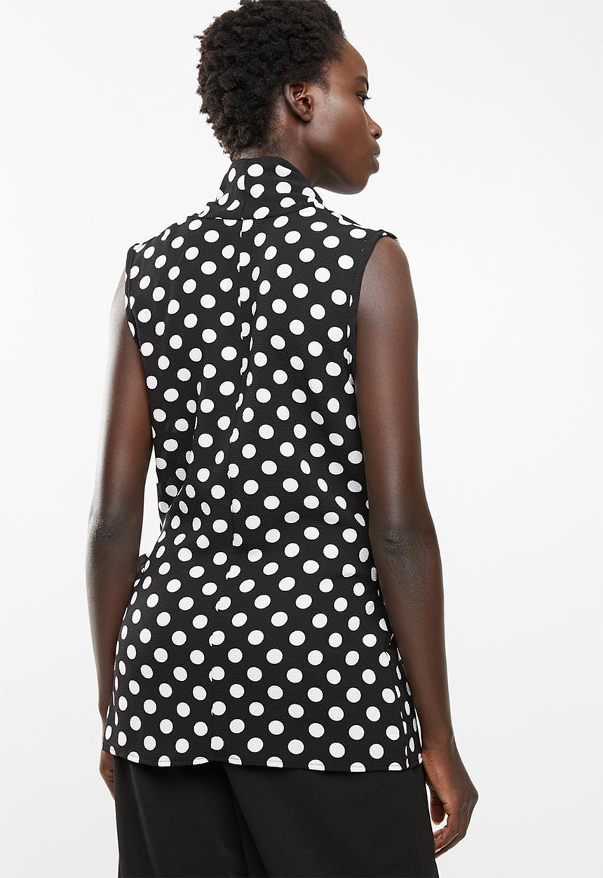 edit - Wrap over top - black and white