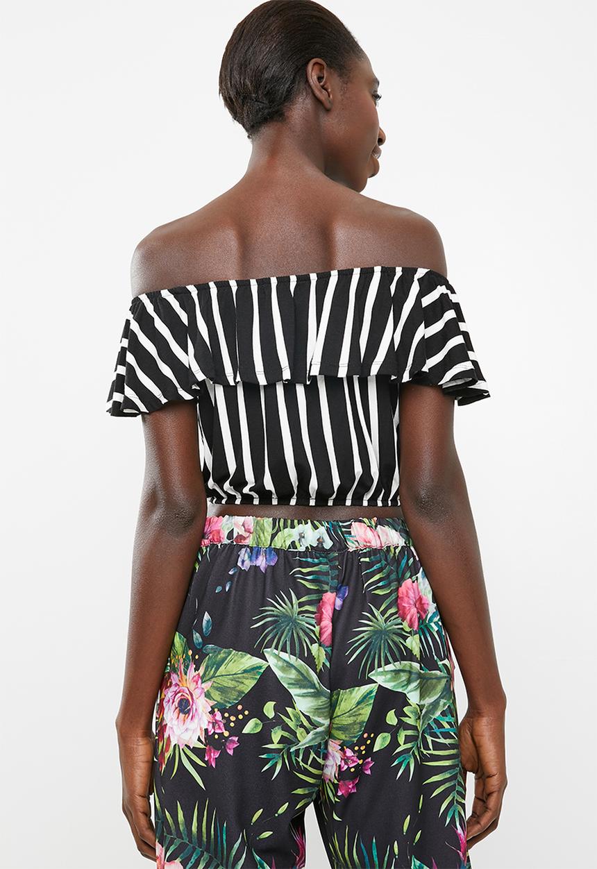 c(inch) - Frill detail bardot top - black and white