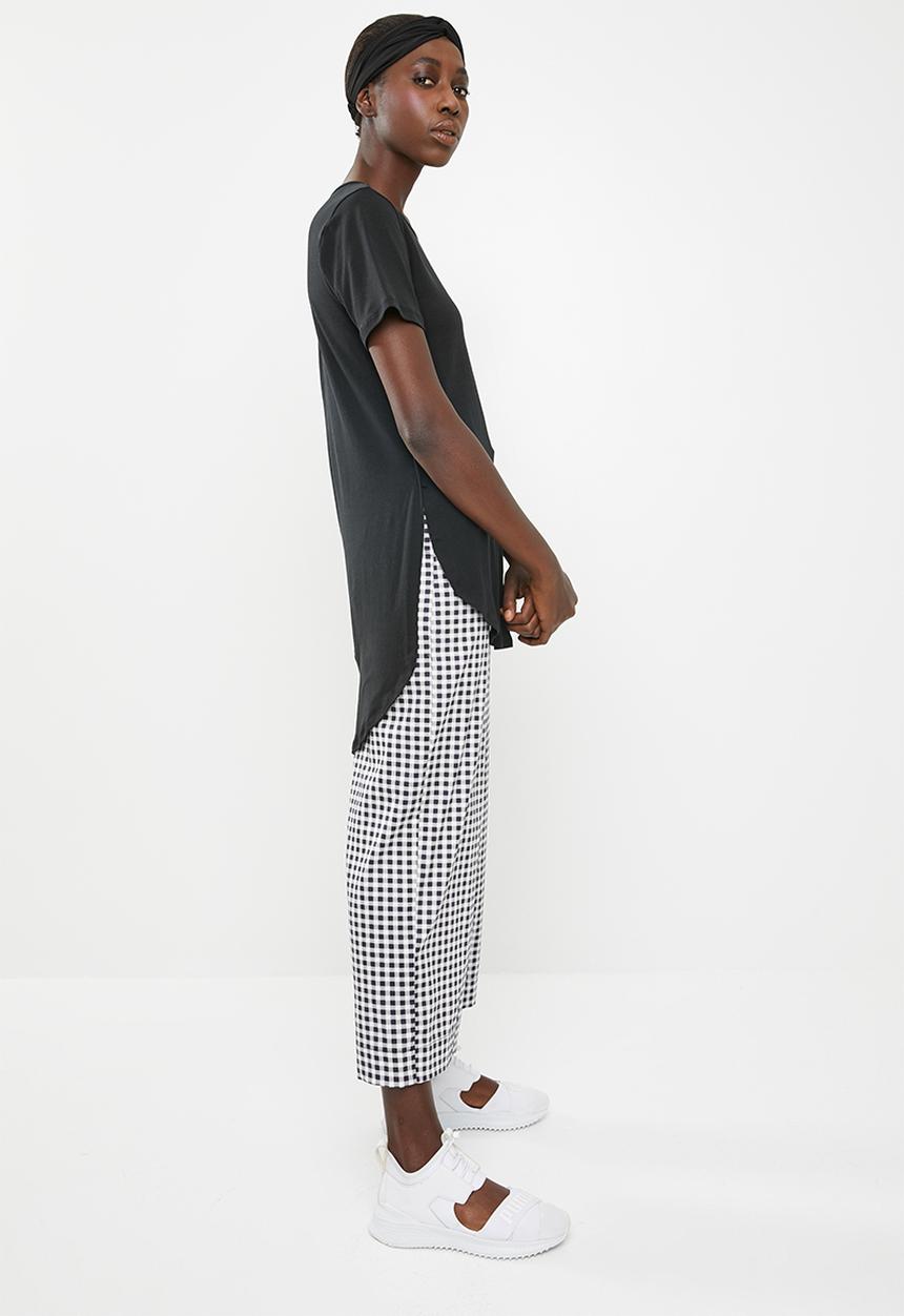 c(inch) - High-low T-shirt - black