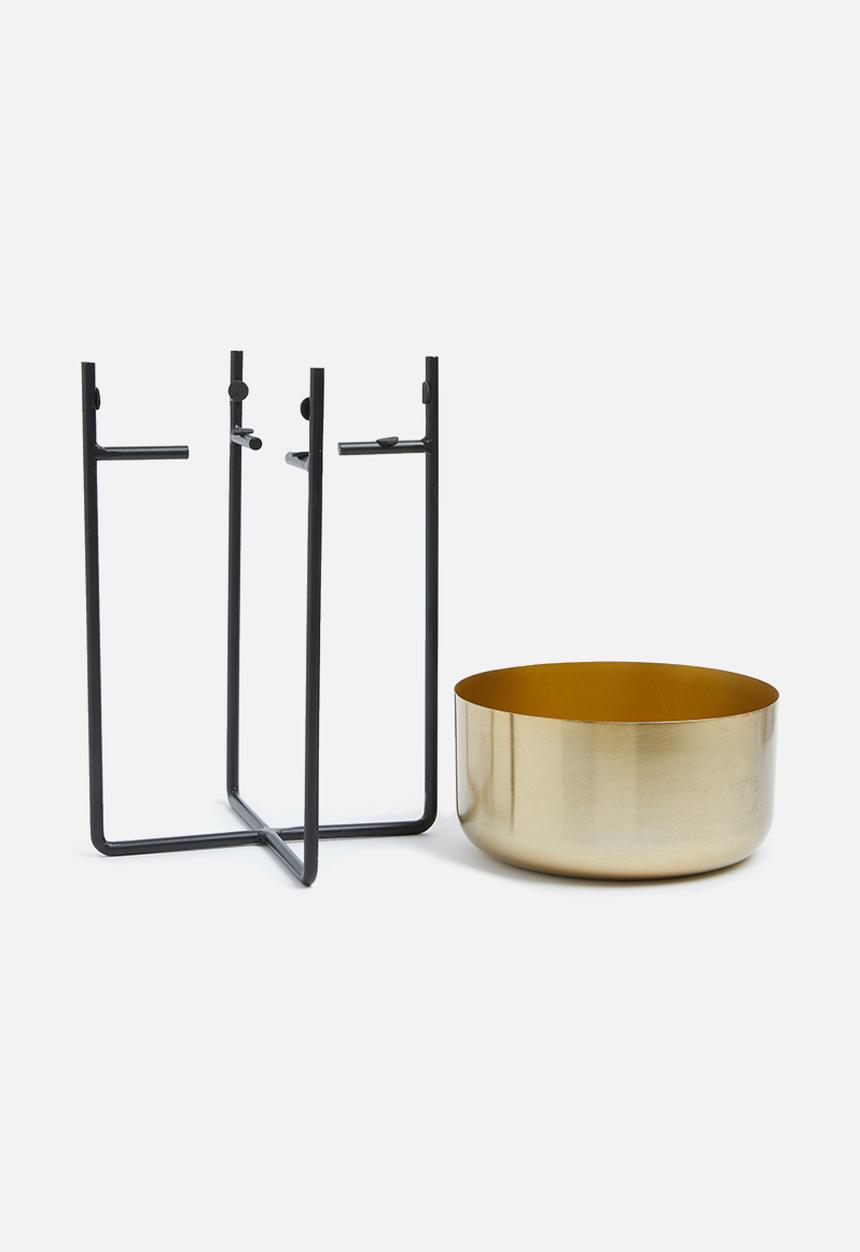 Sixth Floor - Aria planter - gold & black