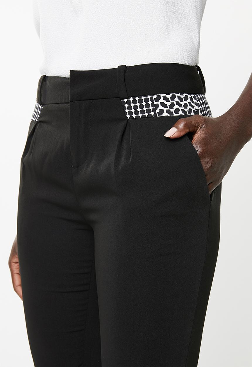 edit - Slim leg pants - black