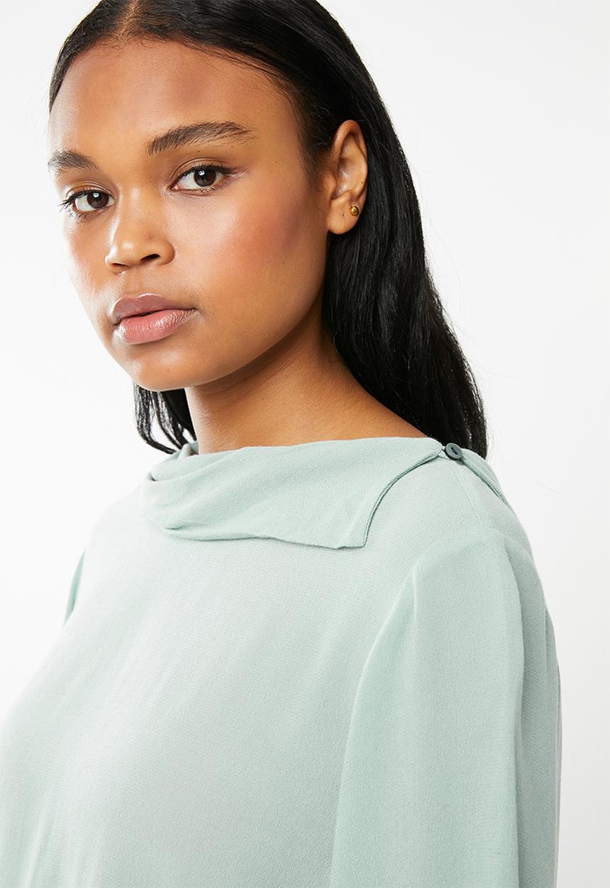 G Couture - Draped collar top - green