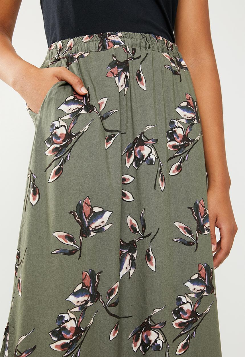 Vero Moda - Simply easy maxi skirt - khaki