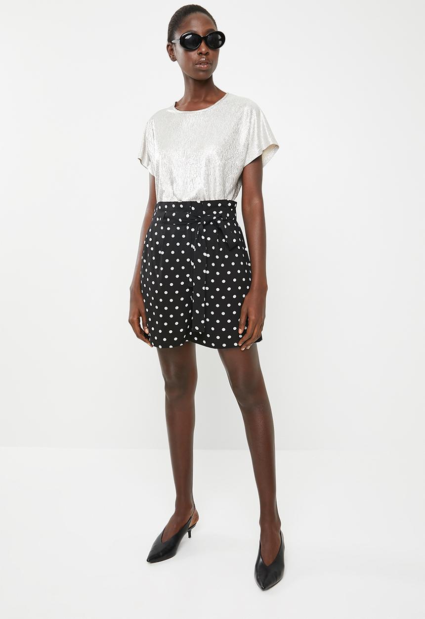 Superbalist - Tie belt shorts - black & white