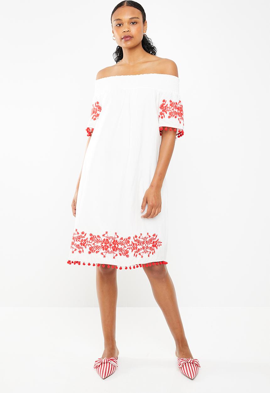 STYLE REPUBLIC - Pom pom bardot dress - white & red