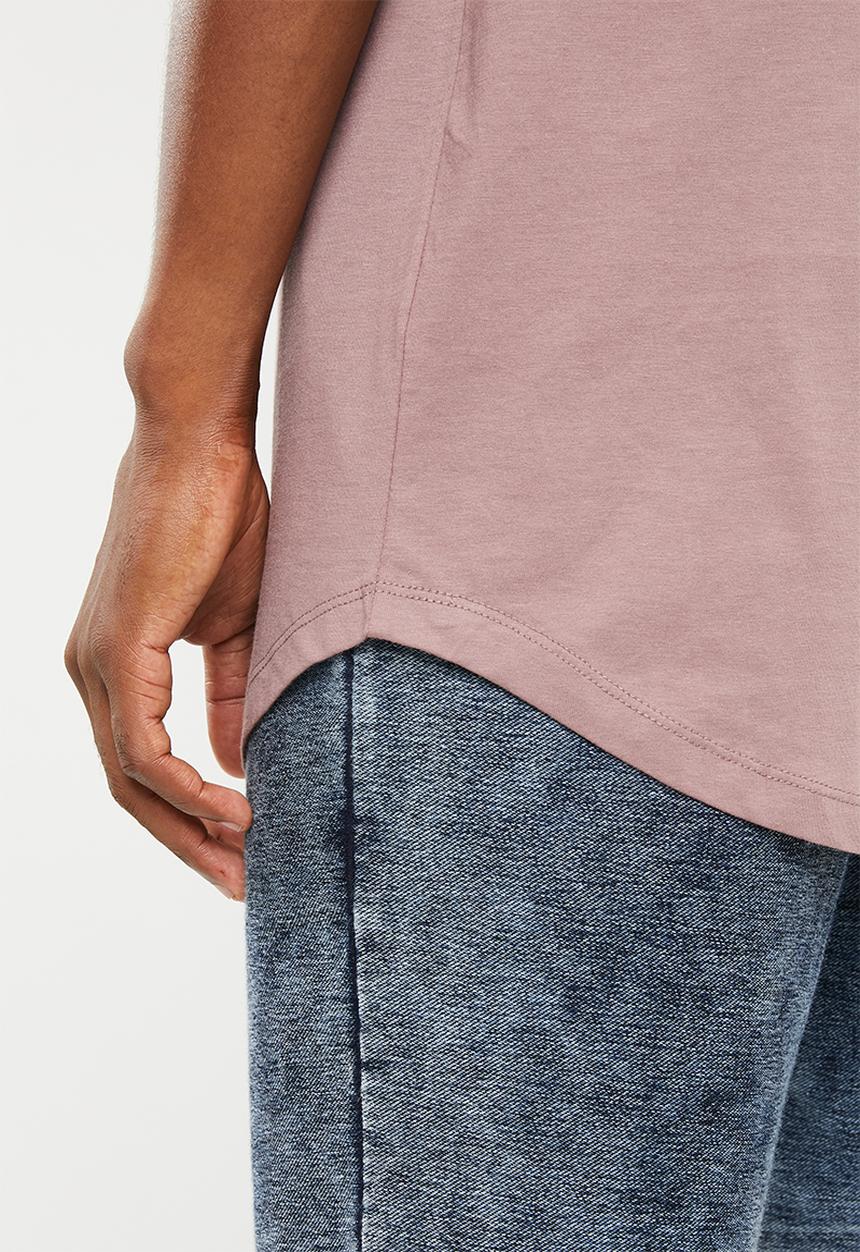 Superbalist - Curved hem printed longline tee - pink 