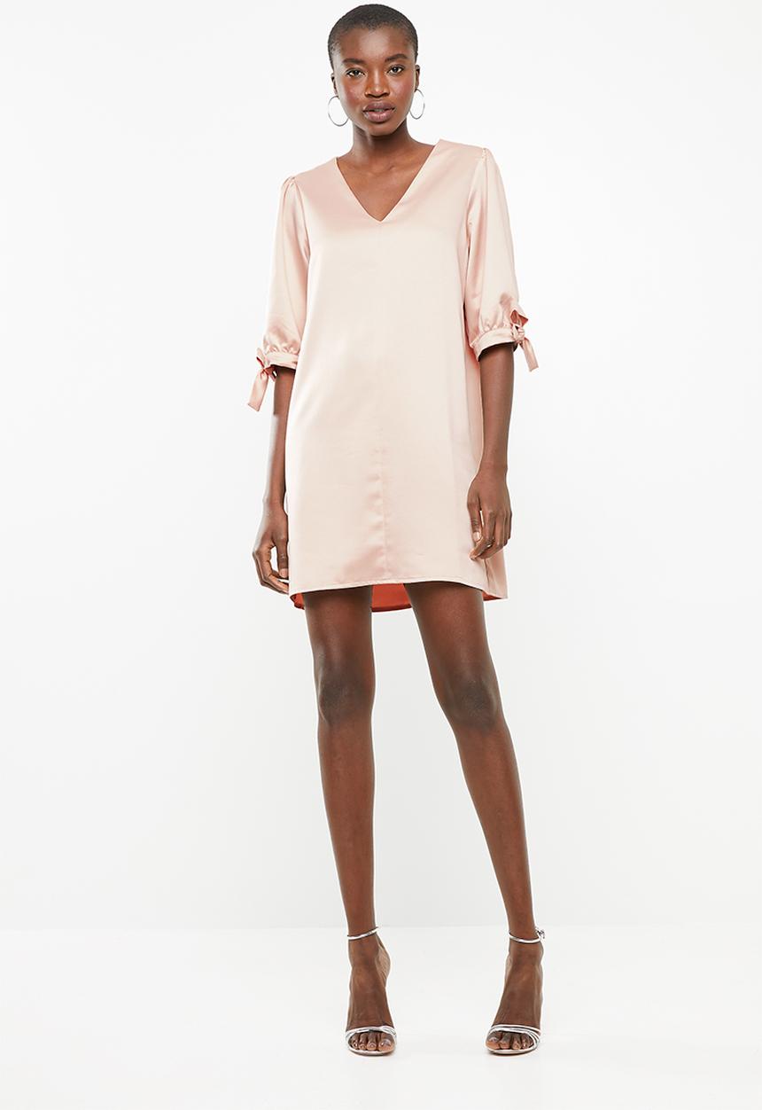 Superbalist - Puff sleeve detail dress - beige 