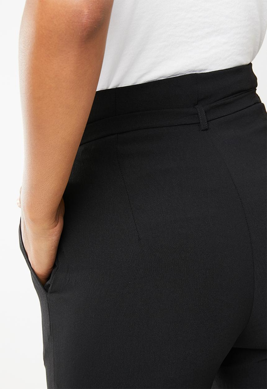 STYLE REPUBLIC - Highwaisted paperpag pants - black