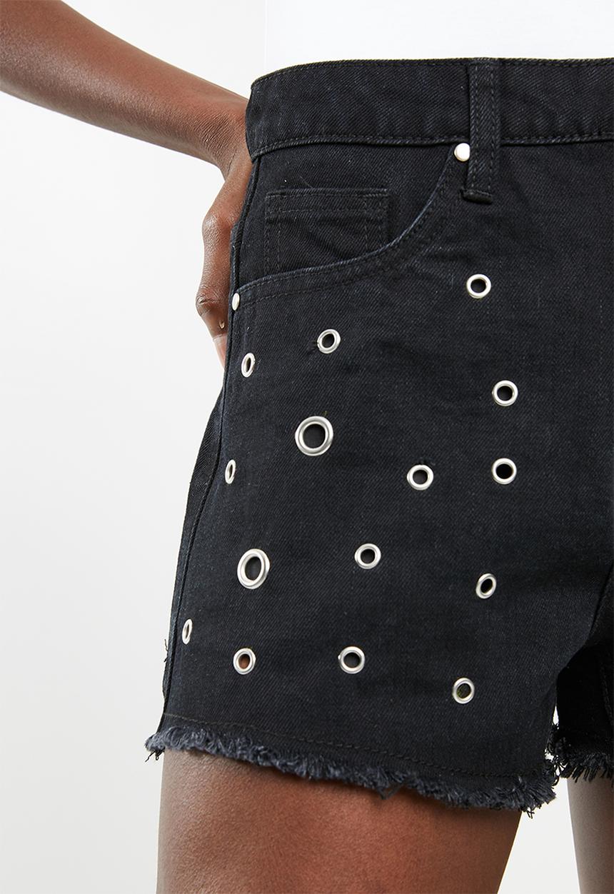 Superbalist - Eyelet detail denim shorts - black