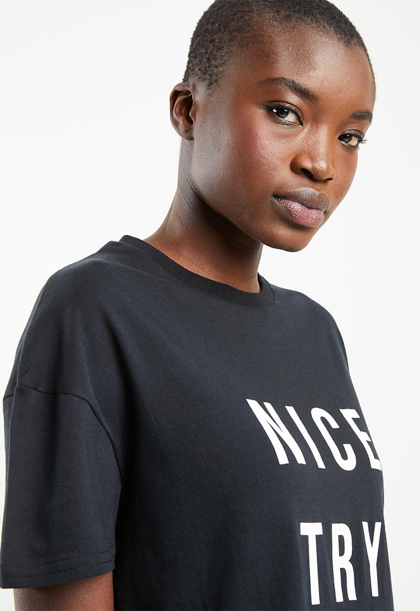Superbalist - Drop shoulder printed tee - black