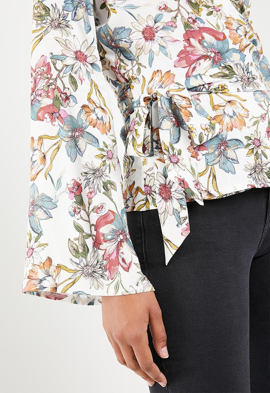 Superbalist - Bell sleeve wrap blouse - black floral 