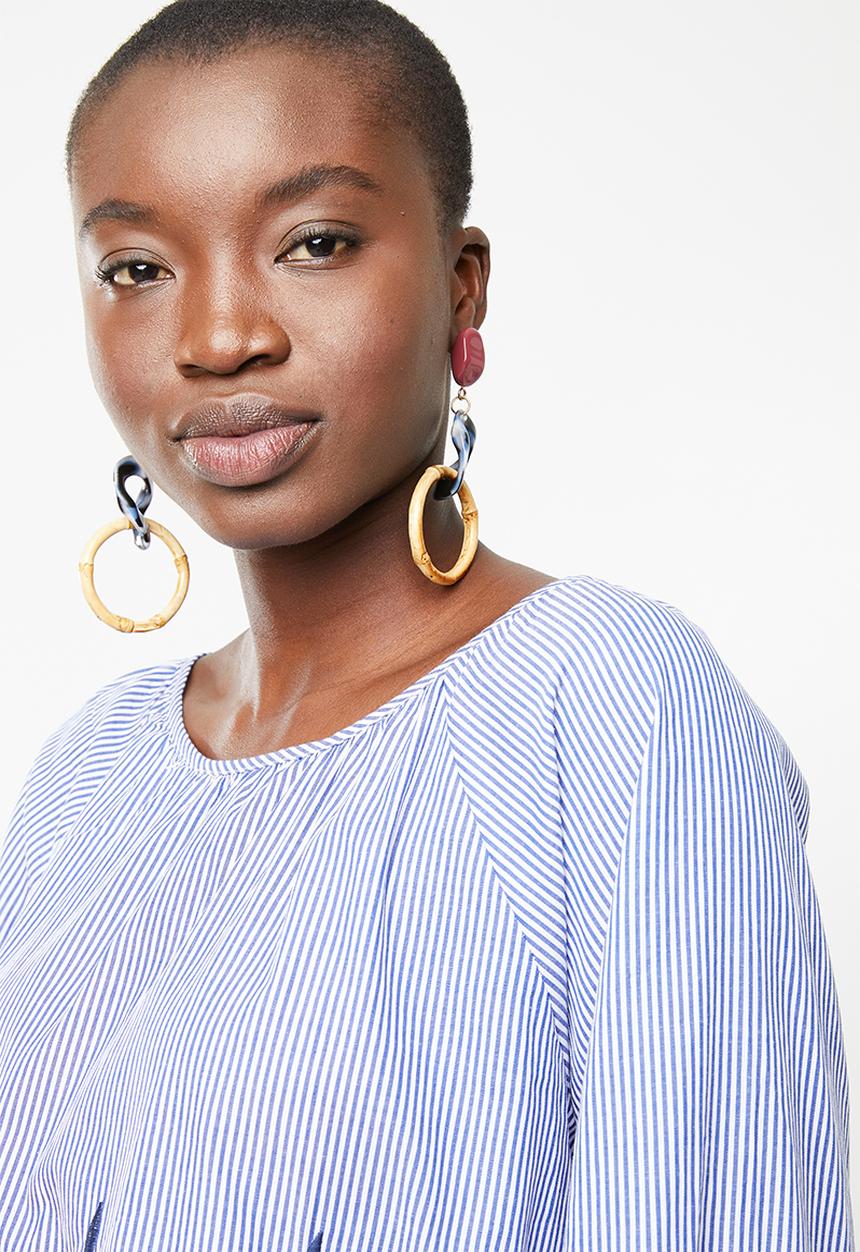 STYLE REPUBLIC - Tie sleeve embroided blouse - blue