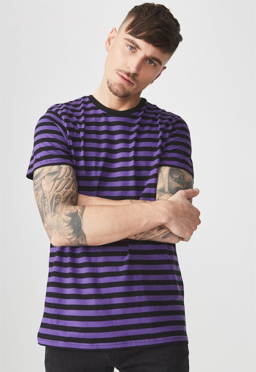 Cotton On - Tbar premium crew neck tee - black & purple 