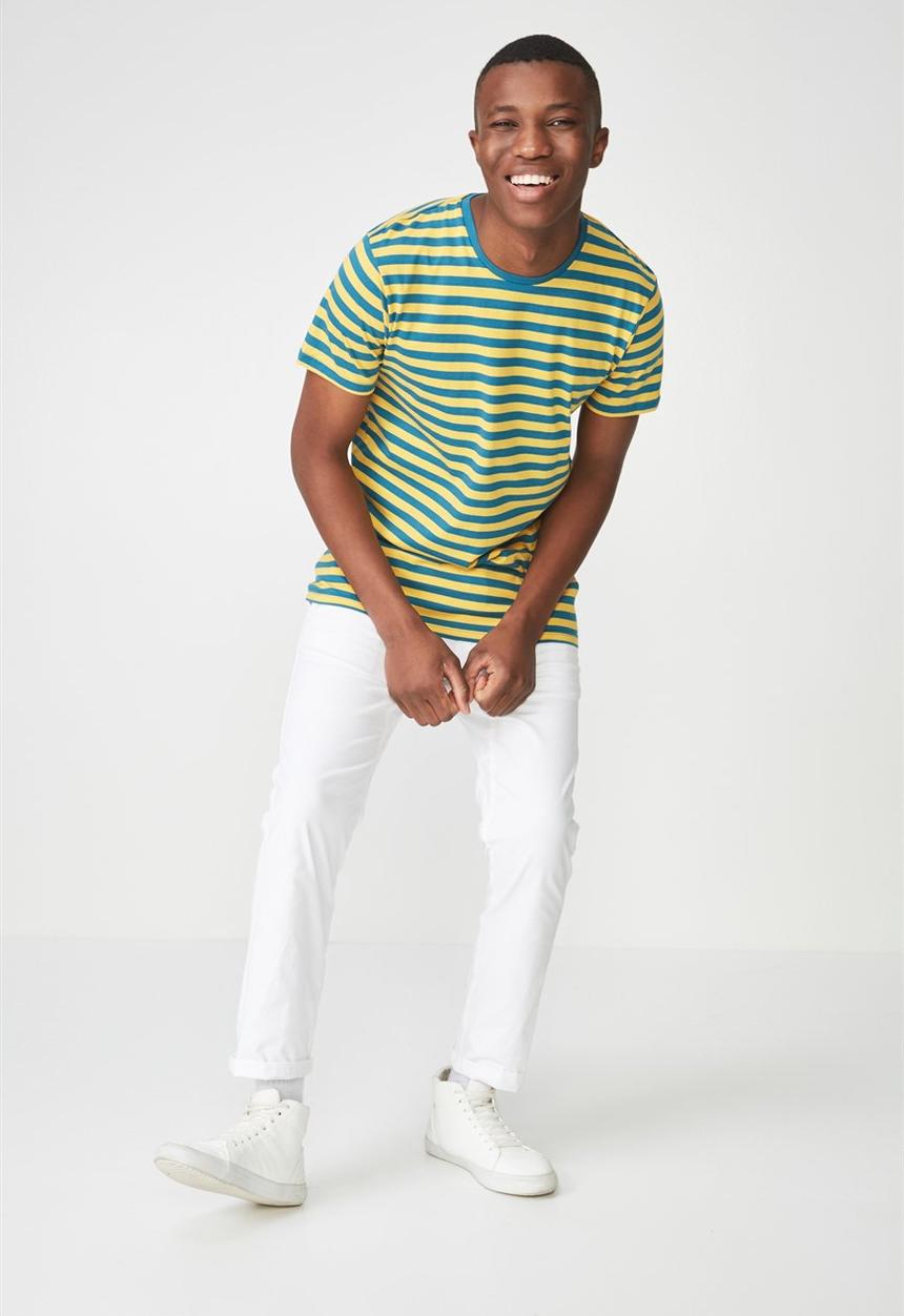 Cotton On - Tbar premium crew neck tee - yellow & blue