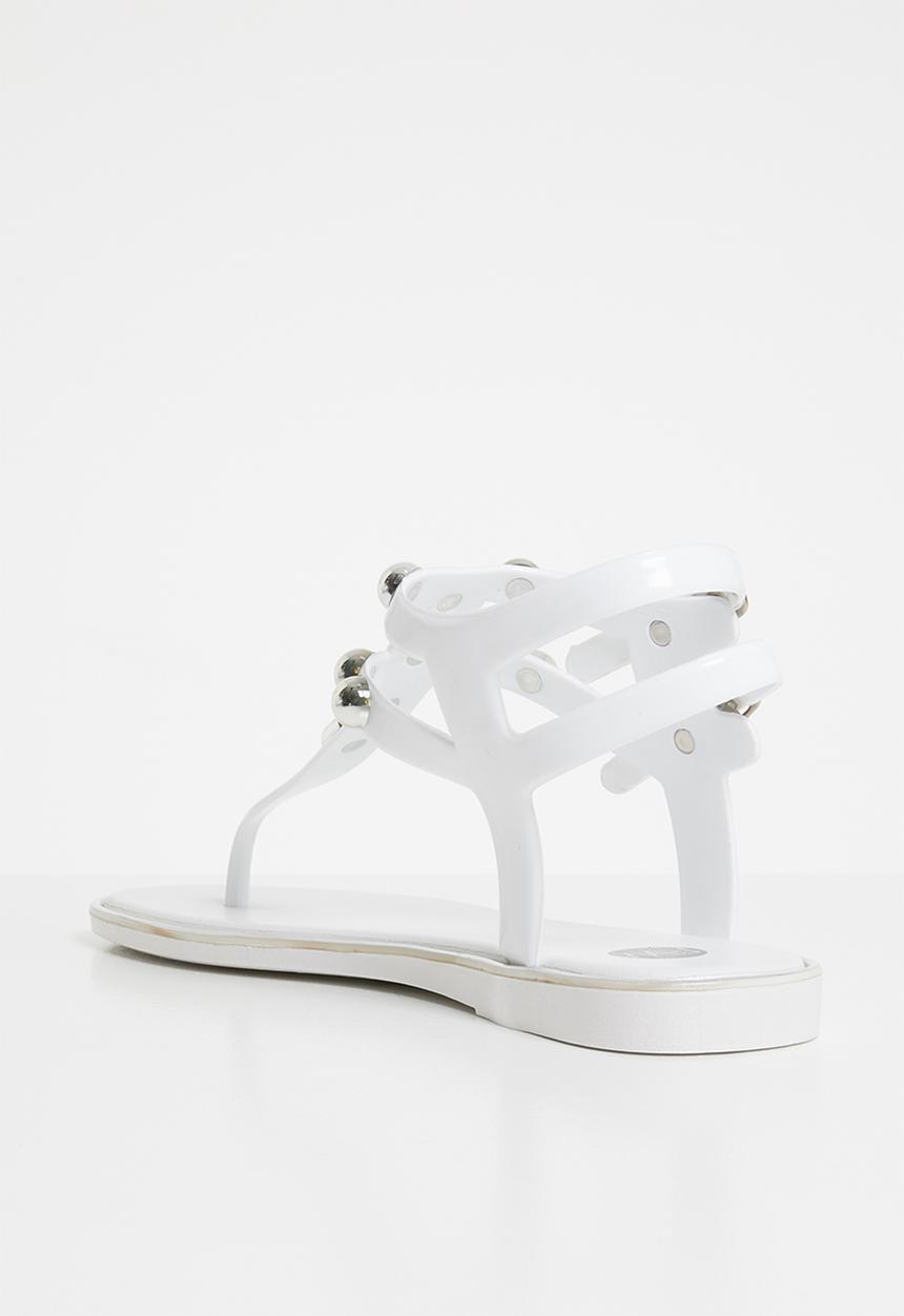 Footwork - Stud detail t-bar sandals - white