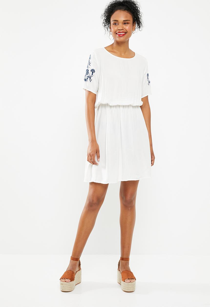 Jacqueline de Yong - Skild embroidered dress - white