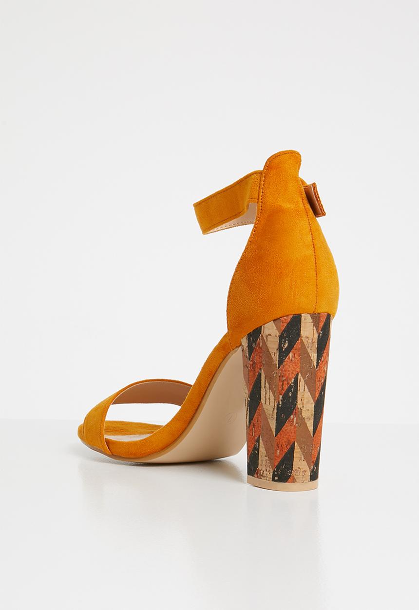 Plum - Ankle strap - yellow