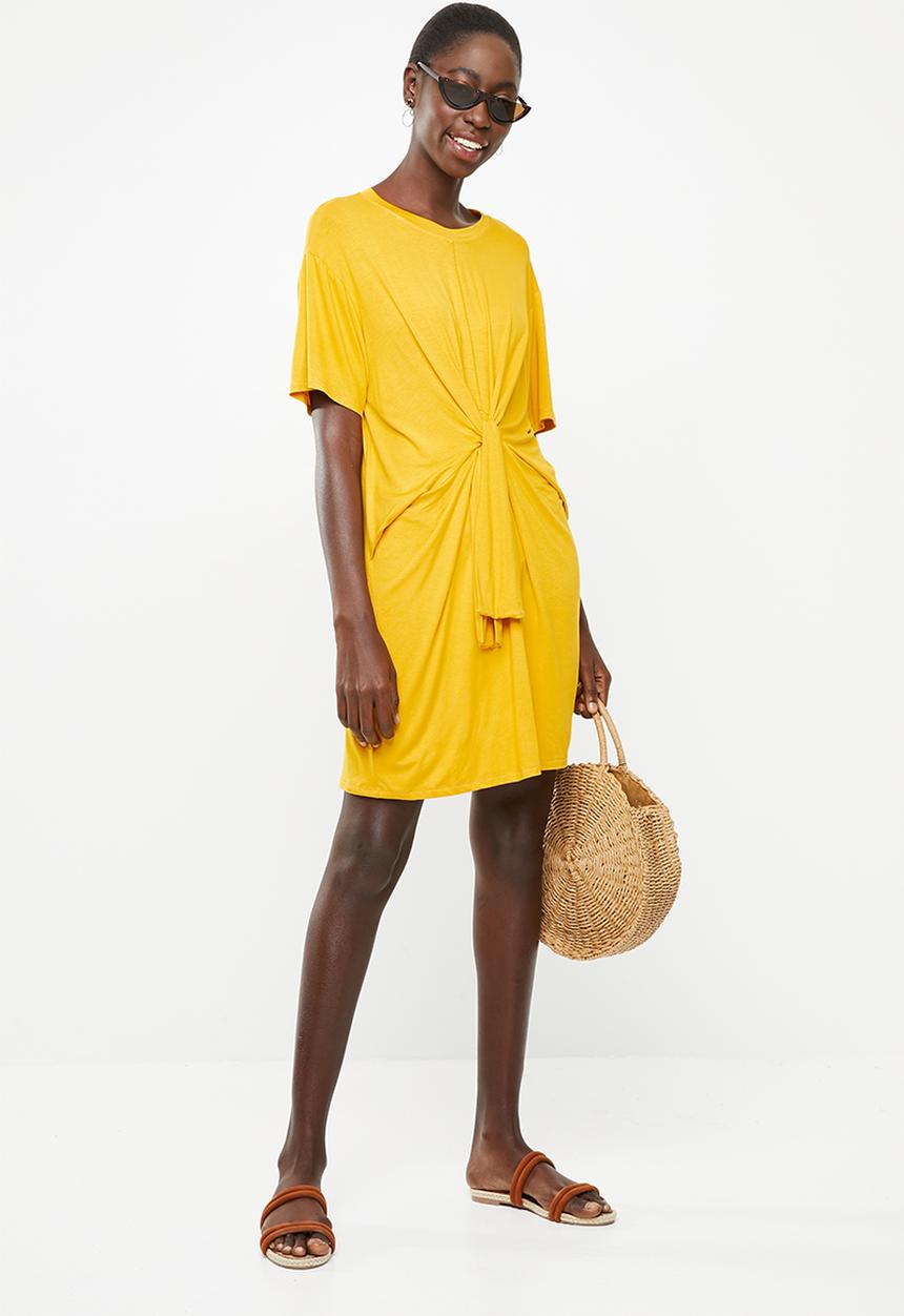 Superbalist - T-shirt dress with tie front - yellow