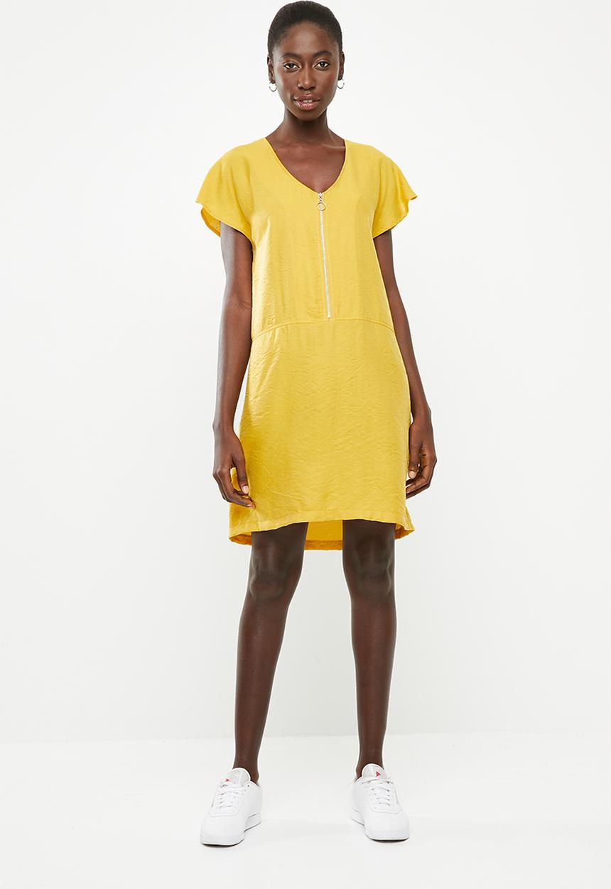 Superbalist - Zip detail shift dress - yellow