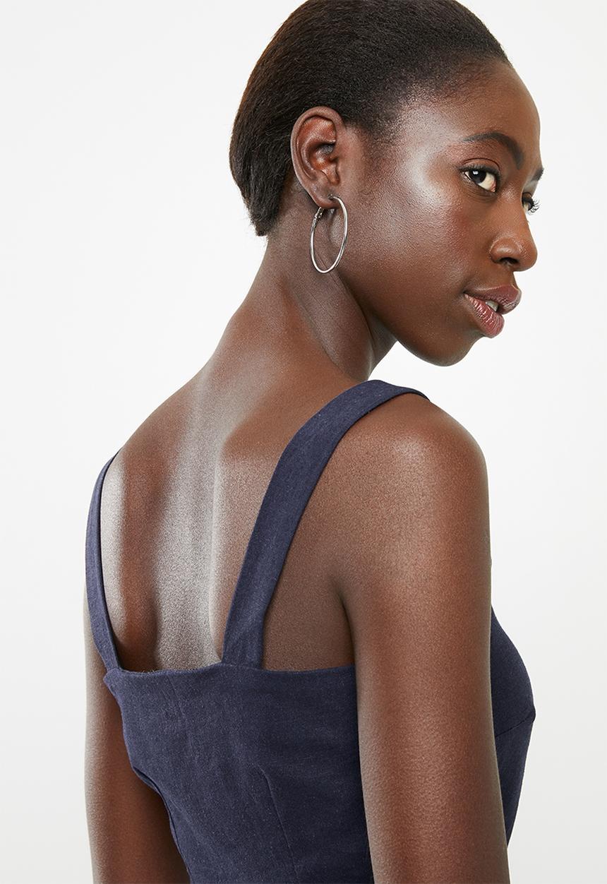 Superbalist - Woven boxy button front cami - navy
