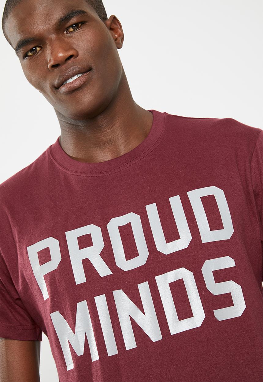 STYLE REPUBLIC - Proud minds tee - burgundy