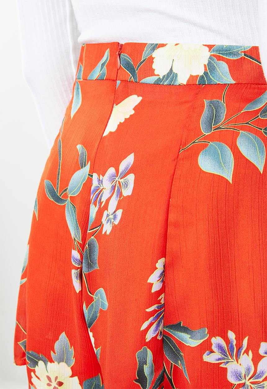 Missguided - Floral full high waisted short - red