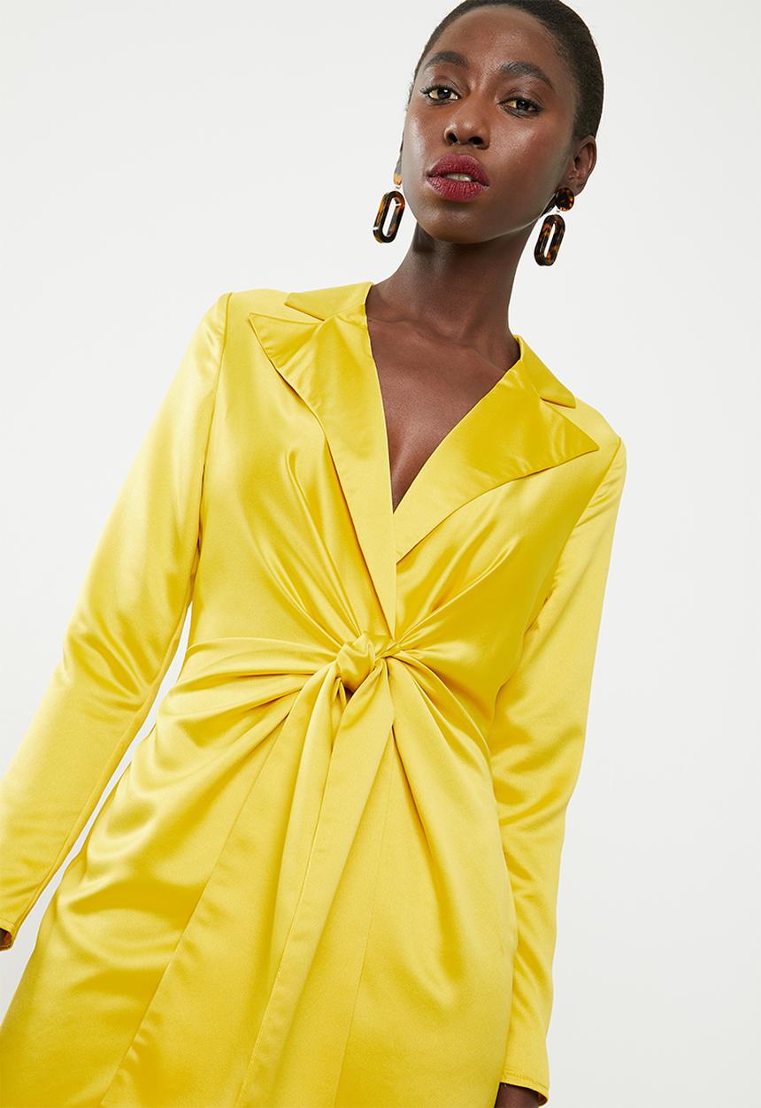 Missguided - Plunge collar tie shift dress - yellow