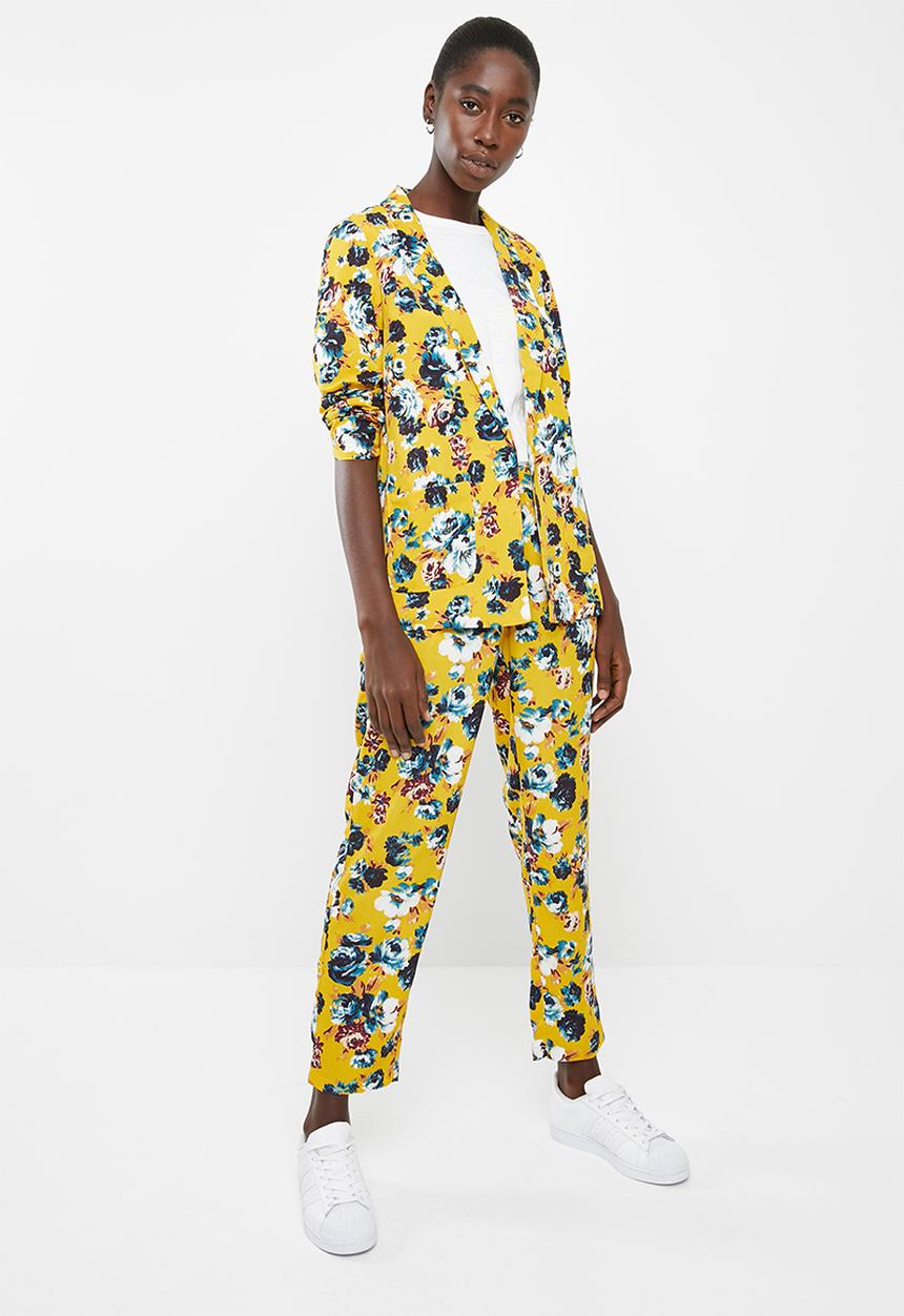 Vero Moda - Naya long sleeve blazer - yellow