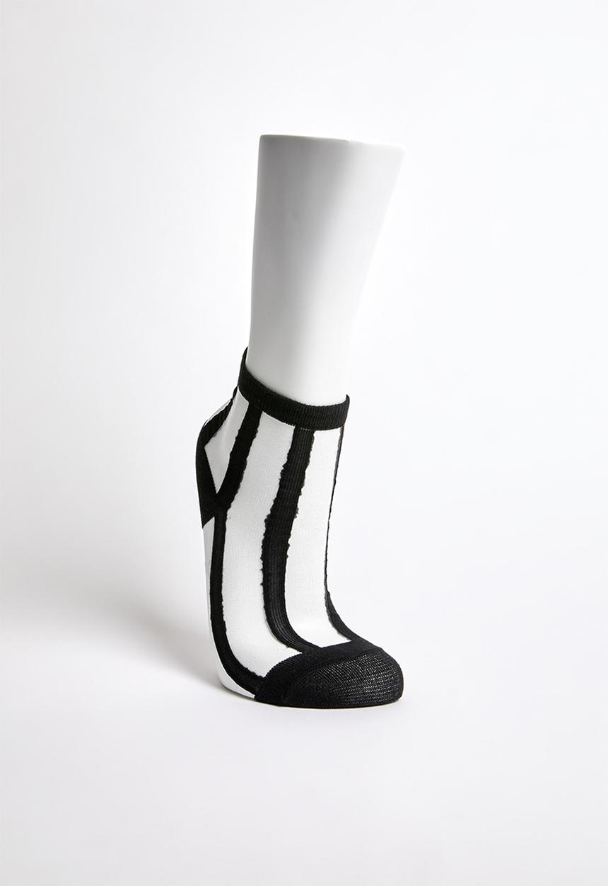 Superbalist - Stripe sheer socks - black