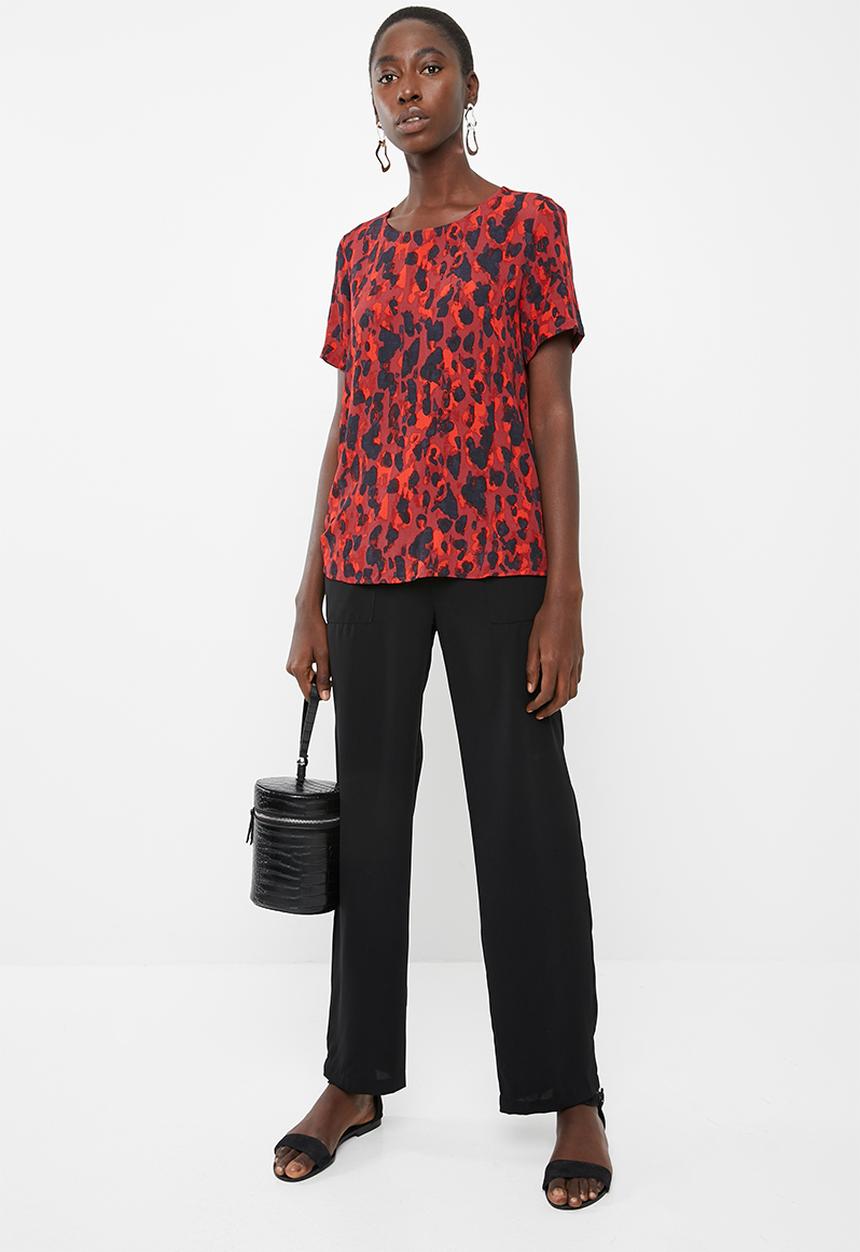 Vero Moda - Savannah short sleeve top - red