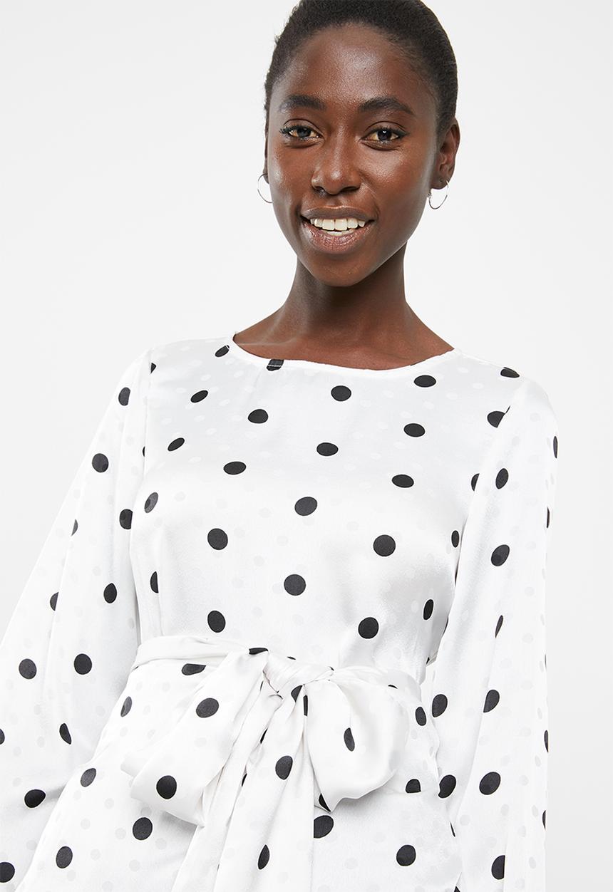 Vero Moda - Daniella dot tie long sleeve top - white
