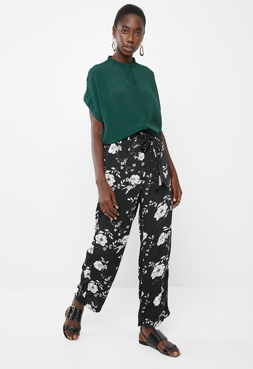 Vero Moda - Daisy tie short sleeve blouse - green