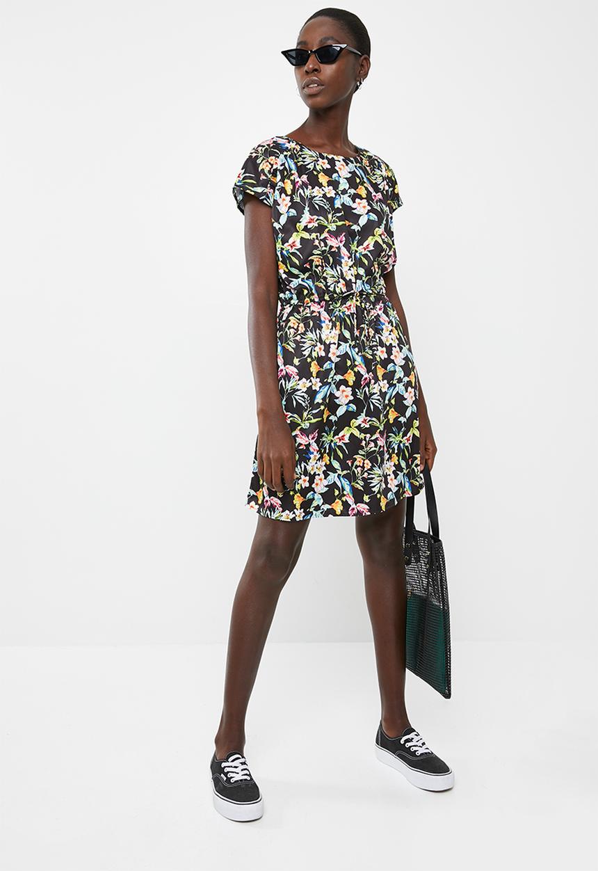 Vero Moda - Lily rose short sleeve short dress - black
