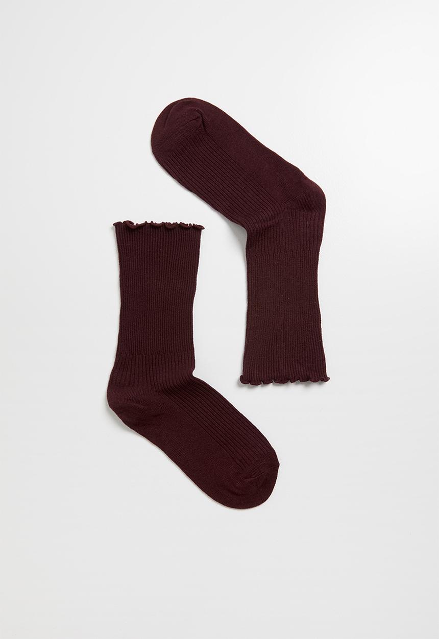Superbalist - frill ankle socks - burgundy