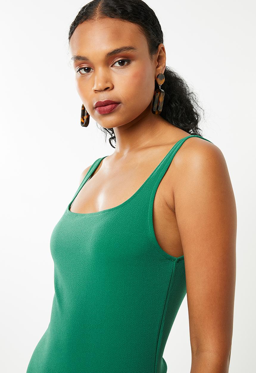 STYLE REPUBLIC - Square neckline bodycon dress - green