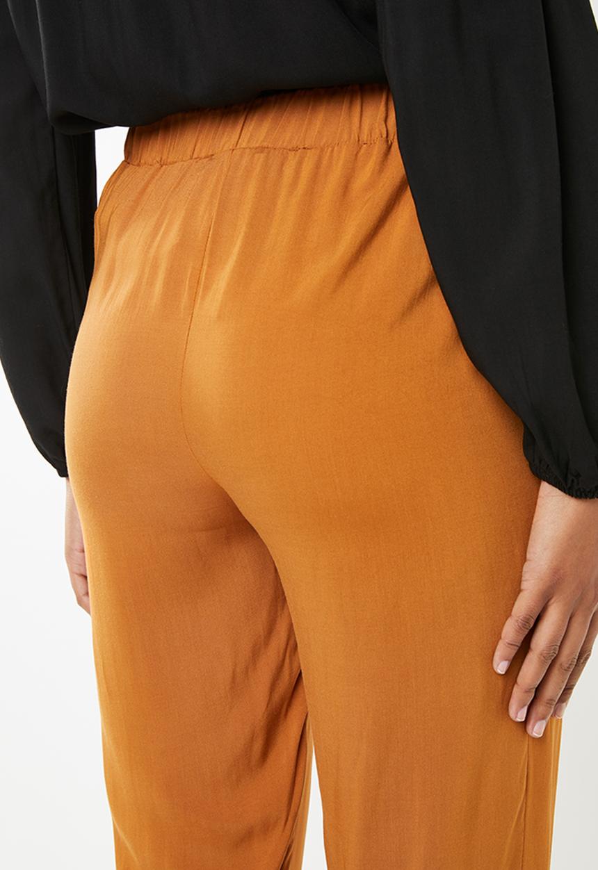 Superbalist - Soft tapered pants - bronze