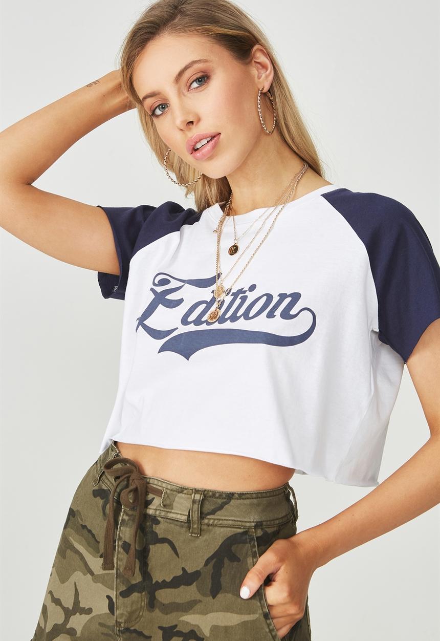 Supré  - Raglan super cropped tee edition - navy & white