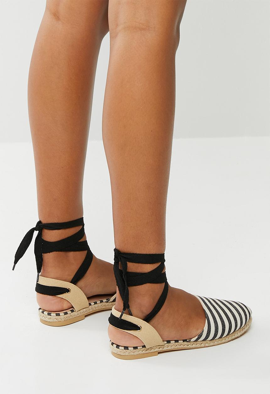 Superbalist - Daisy lace up espadrille - black and white