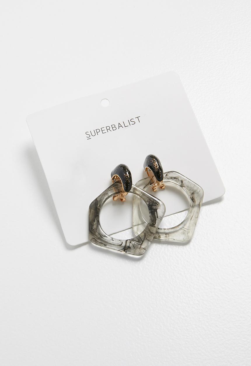 Superbalist - Resin hexagon earrings - black & gold 