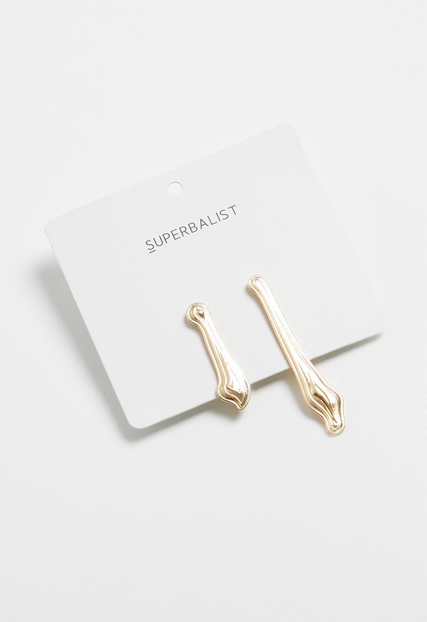 Superbalist - Shannon mismatched earrings - gold