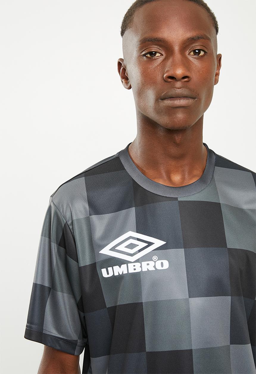 Umbro - Umbro monaco tee - grey & black