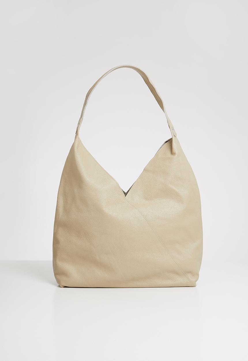 Superbalist - Zip pocket leather shopper bag-bone