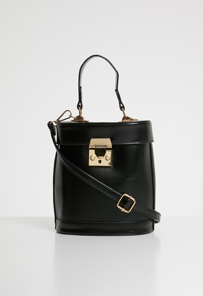 Superbalist - Bucket faux leather bag - black