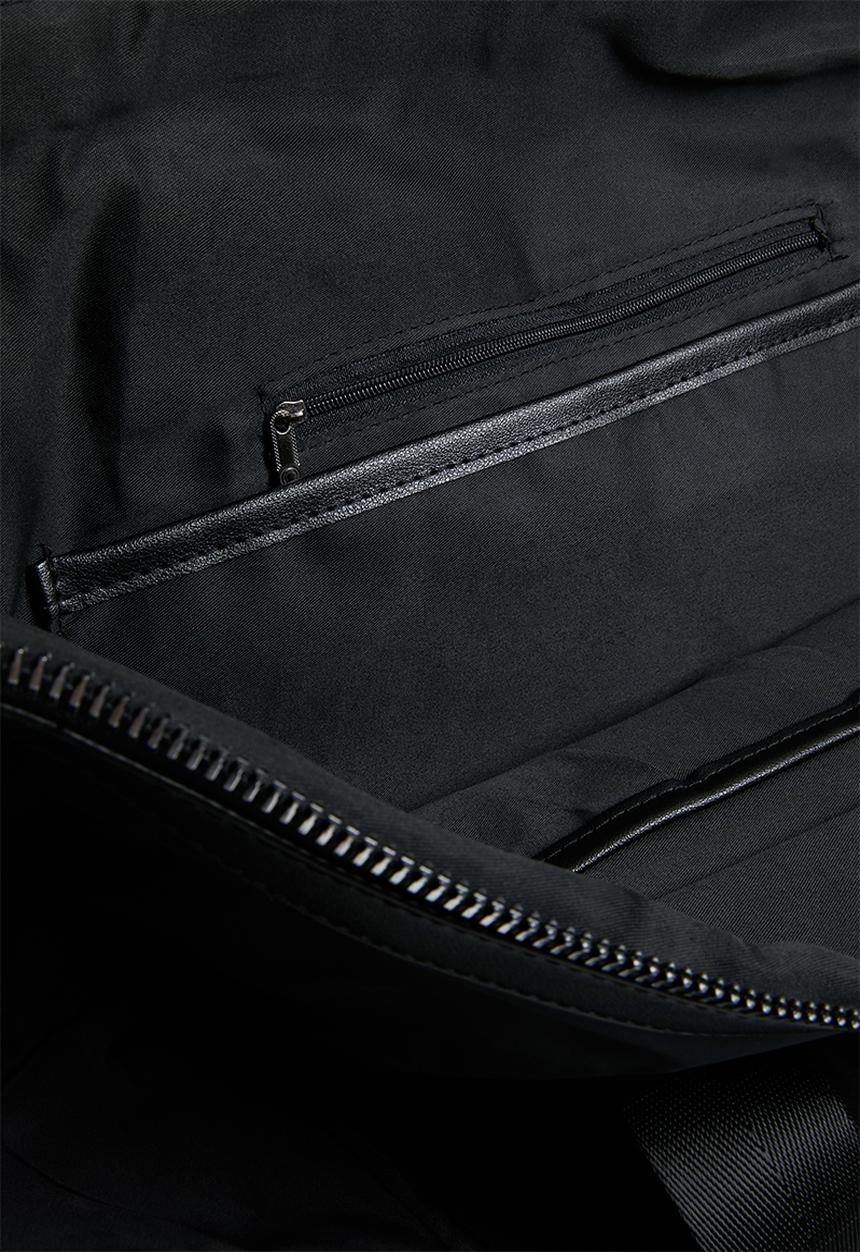 Superbalist - Sean weekender bag - black