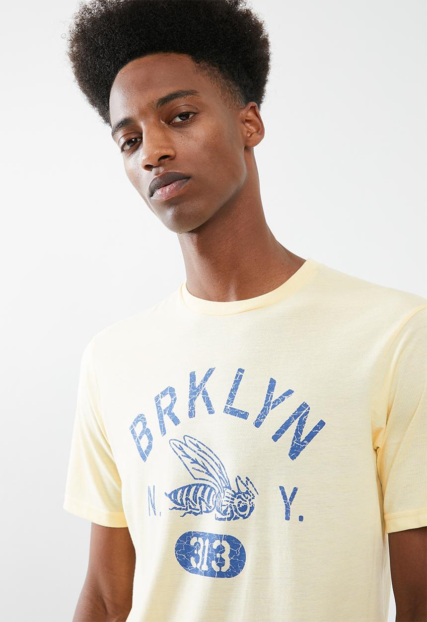 Cotton On - Tbar short sleeve tee 2 - yellow