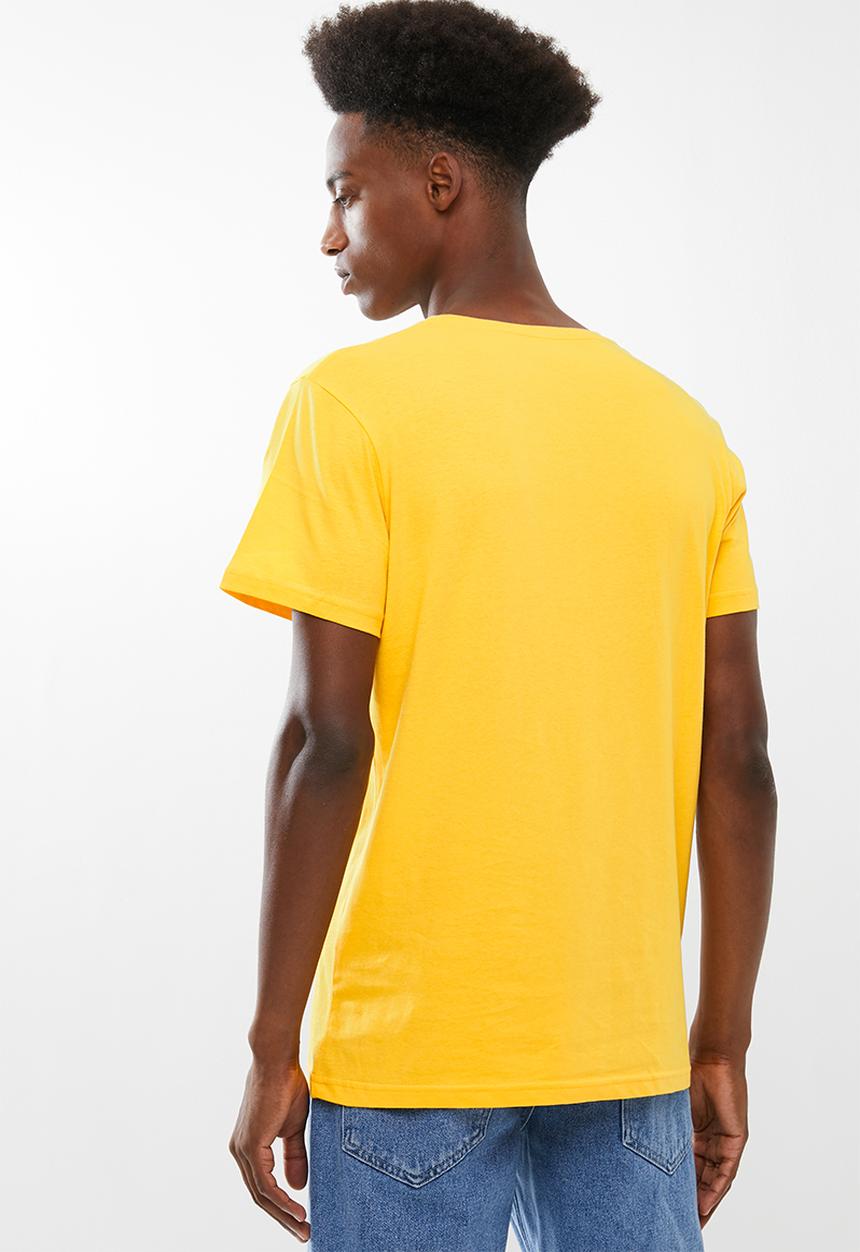 Cotton On - Essential v-neck tee - yellow